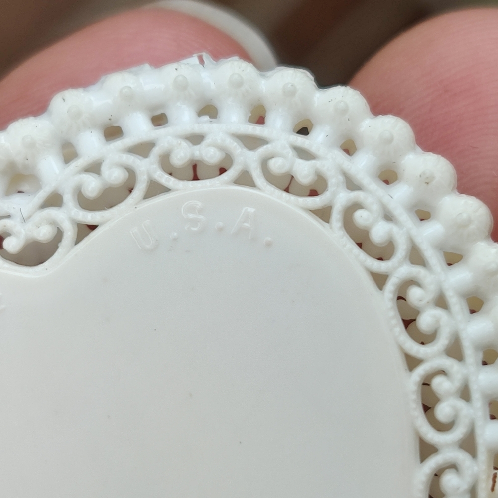 Vintage Dennison USA Delicate Celluloid Powder Compact - Picture 5 of 9